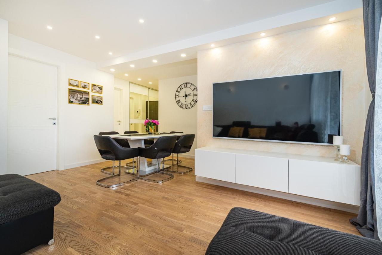 M&F Luxury Apartment Zadar Extérieur photo